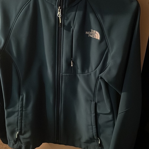 Hard shell jacket - Picture 4 of 5